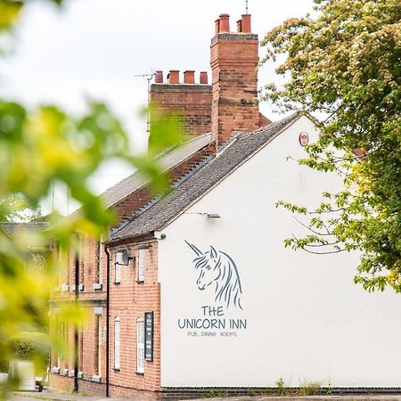 The Unicorn Inn Newton Solney Esterno foto