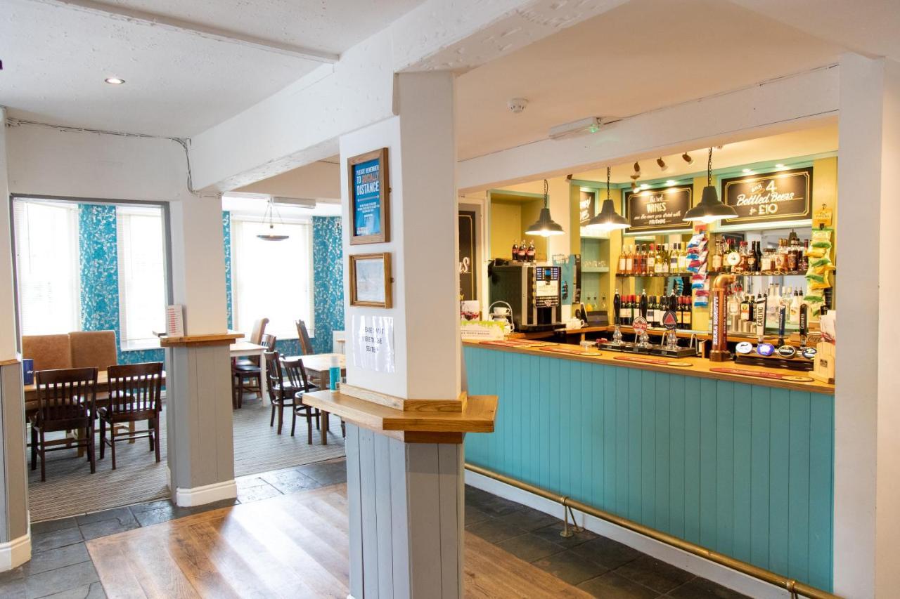 The Unicorn Inn Newton Solney Esterno foto