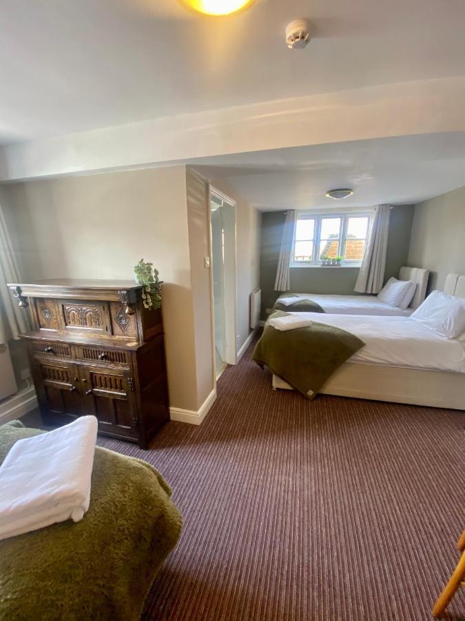 The Unicorn Inn Newton Solney Esterno foto