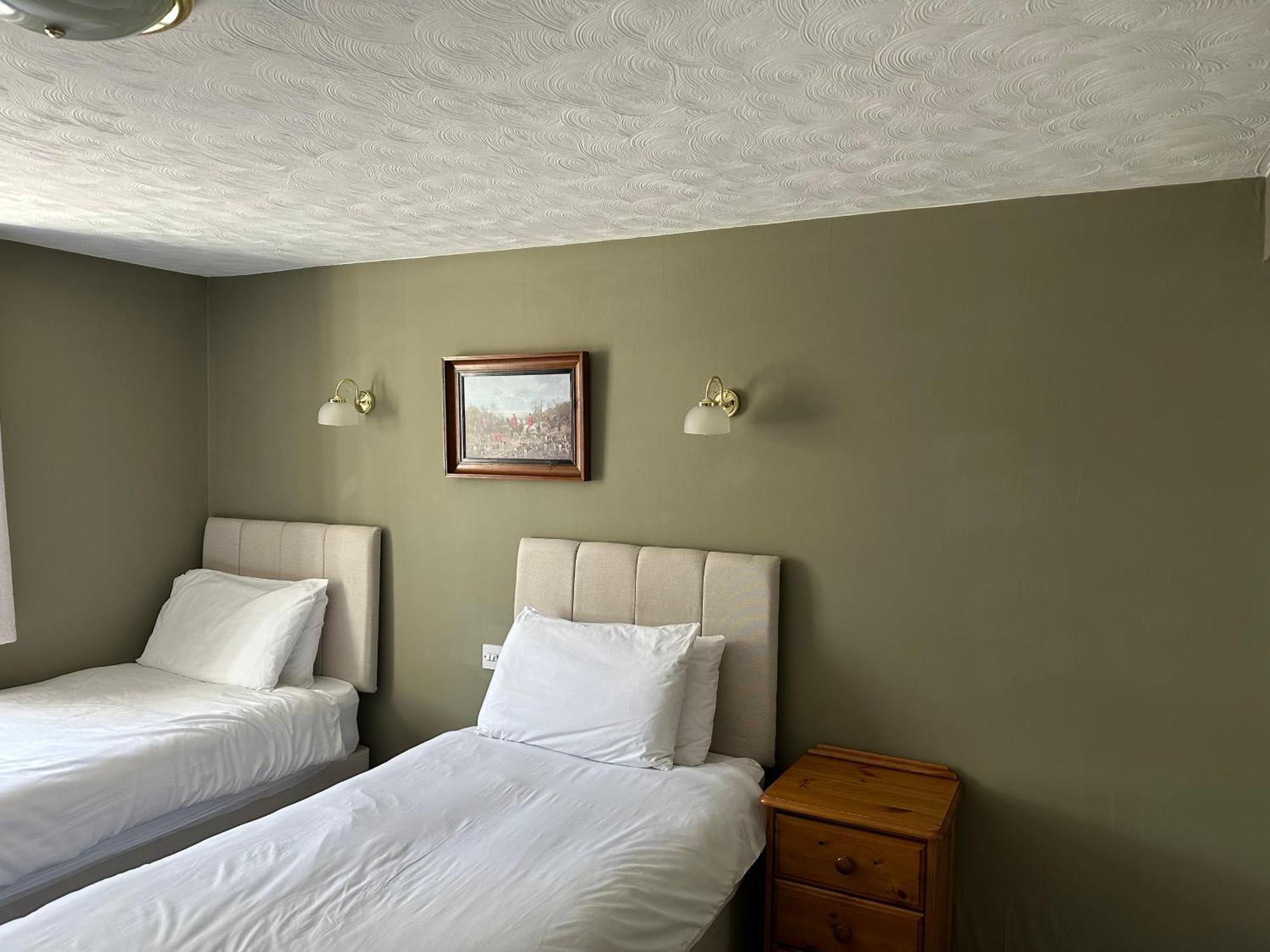 The Unicorn Inn Newton Solney Camera foto